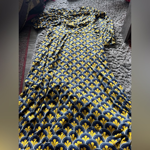 Boden Sasha Printed Jersey Midi Dress Yellow Geometric Mod Print size 4 - Picture 11 of 12